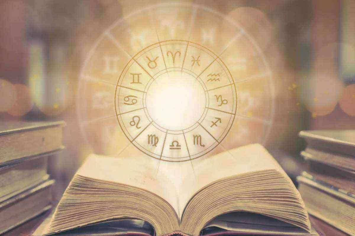 Questa configurazione si accompagna a una congiunzione con Sole, Marte e Mercurio, che infondono concretezza e determinazione