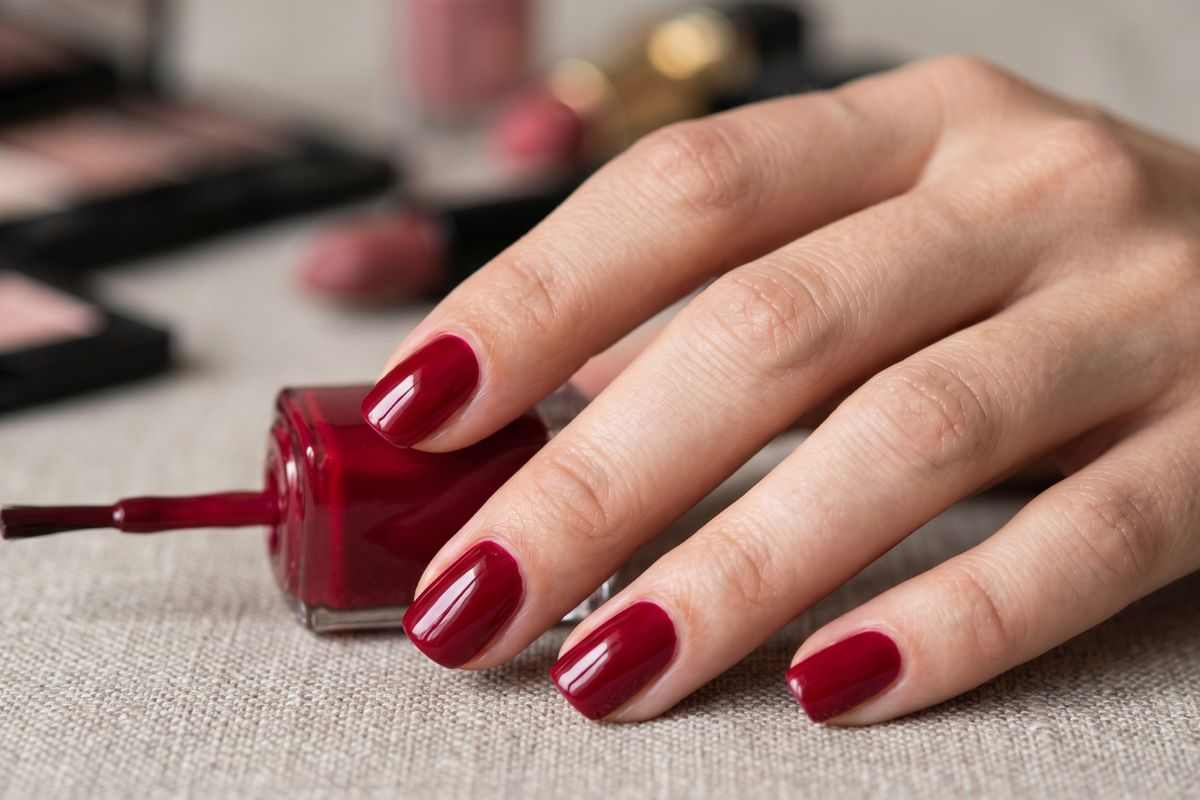 Nuovo regolamento Unione Europea smalti e trucchi Assodonna.it